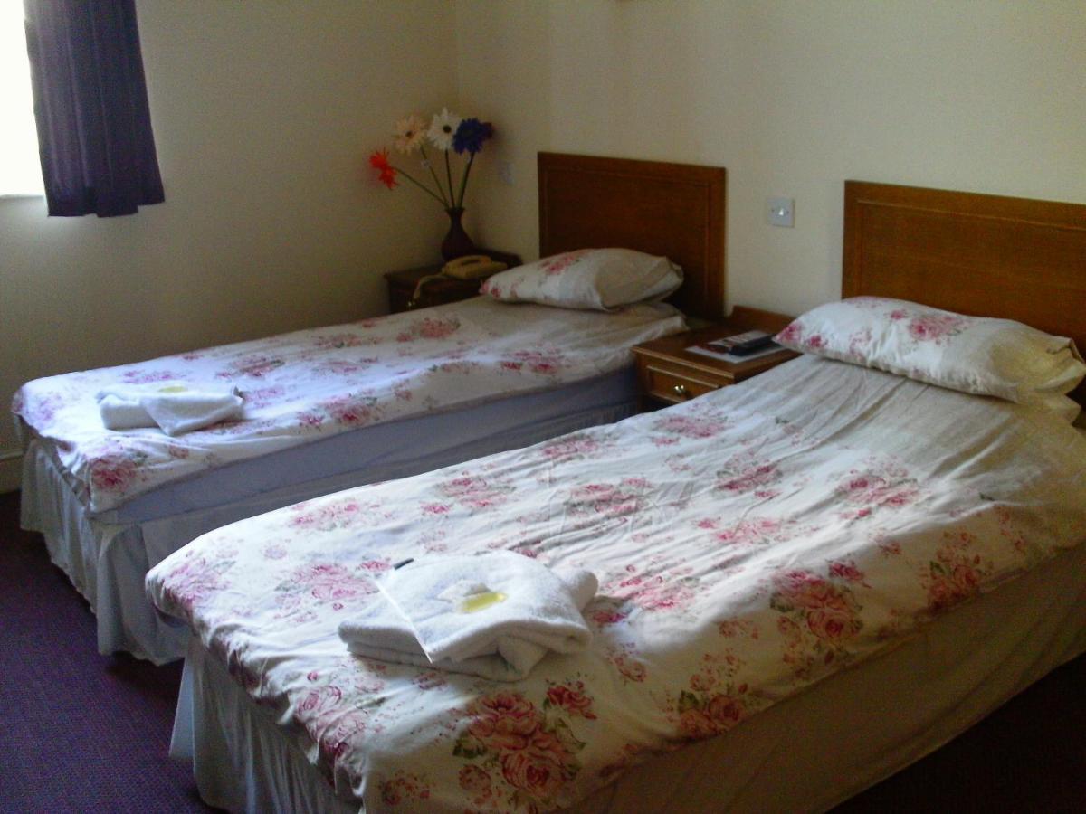 The Windmill Hotel Alford  Oda fotoğraf